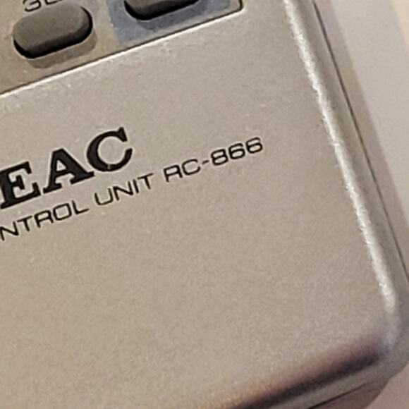 Original TEAC RC-866 DVD Player Remote Control - Picture 3 of 8
